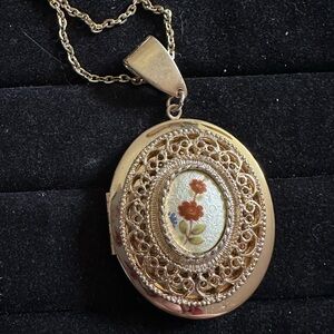 Vintage Floral Goldtone Oval Locket Pendant